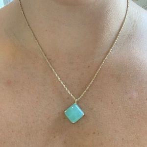 Elegant Kendra Scott stone necklace
